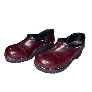 Troentorp Picasso Bordeaux pull up safely toe clog